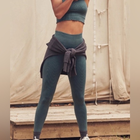 SPIRITUAL GANGSTER Love Sculp 7/8 Leggings + Amor Tank Set...